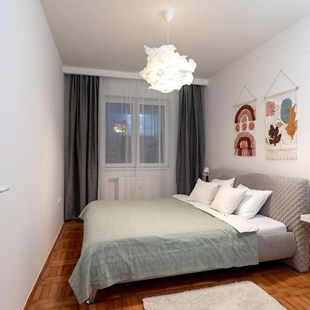 Aquarelle Apartment Subotica Esterno foto
