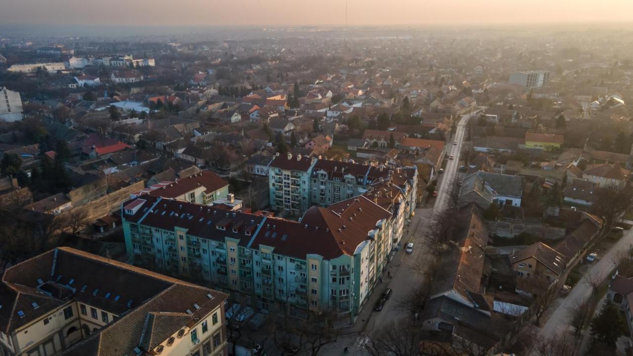 Aquarelle Apartment Subotica Esterno foto